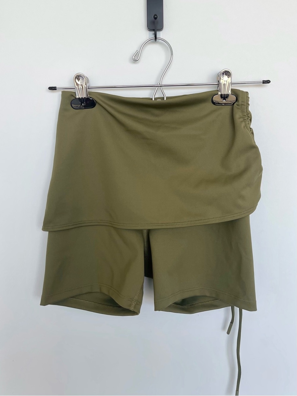 KNIX Studio Short High Rise Limited Edition Olive Size XS